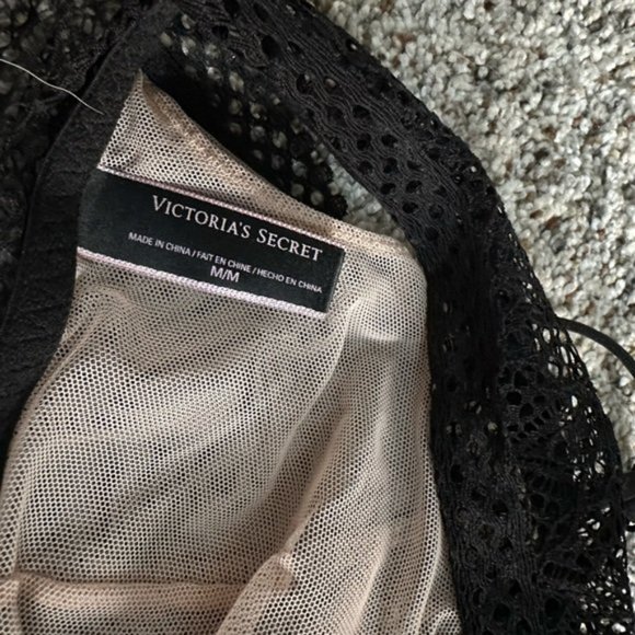 FREE WITH PURCHASE!! Victoria’s Secret lace bralette - Picture 2 of 2